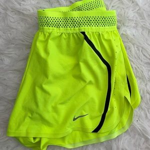 Women’s Aeroswift Neon Nike Shorts